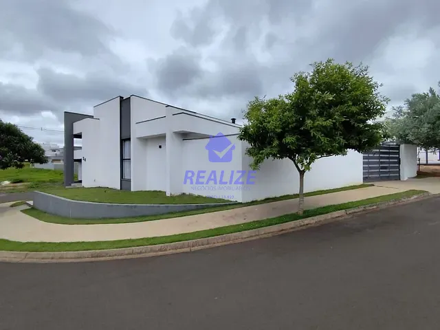 Casa com 355m² 2 quartos e 3 banheiros, à venda, no bairro Parque Marajoara em Botucatu