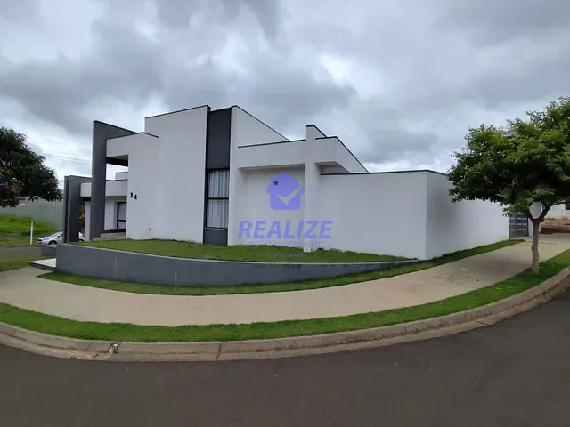 Casa com 355m² 2 quartos e 3 banheiros, à venda, no bairro Parque Marajoara em Botucatu