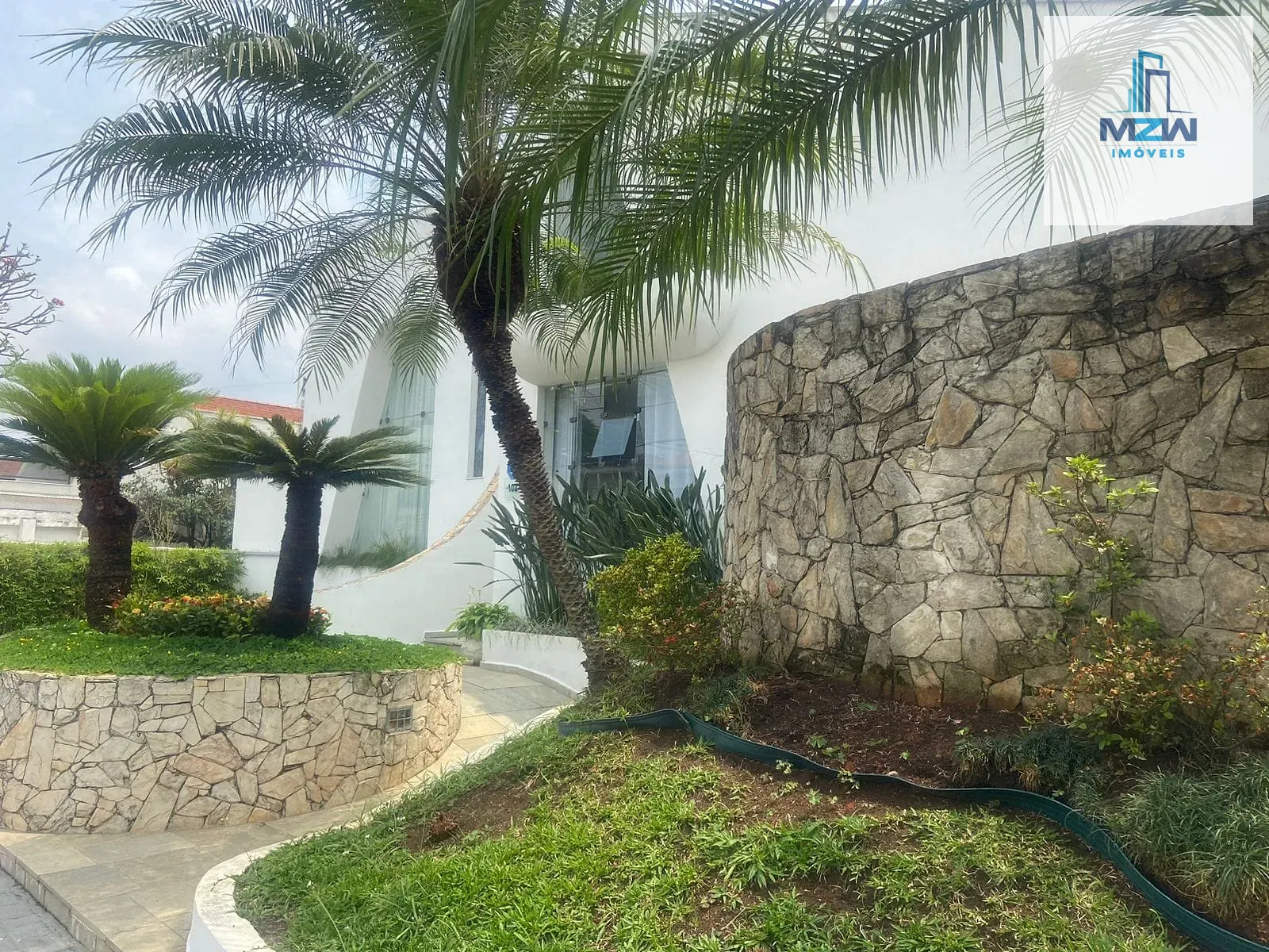 Casa, 4 quartos, 600 m² - Foto 1