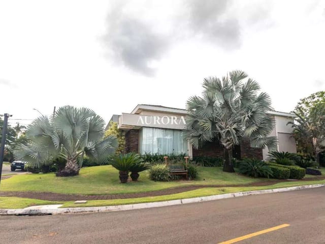 Casa com 667m² 5 quartos e 7 banheiros, à venda, no bairro Esperança em Londrina