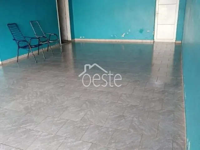 Casa com 250m² 4 quartos e 2 banheiros, à venda, no bairro Jardim São Francisco em Santa Bárbara D'Oeste