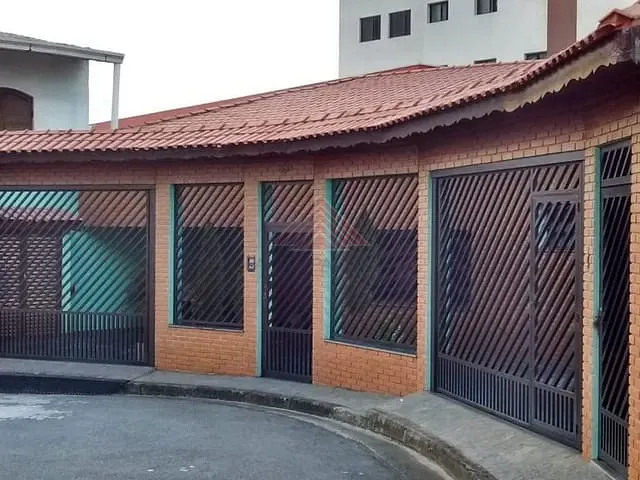 Casa com 257m² 3 quartos e 2 banheiros, à venda, no bairro Jardim Haydee em Mauá