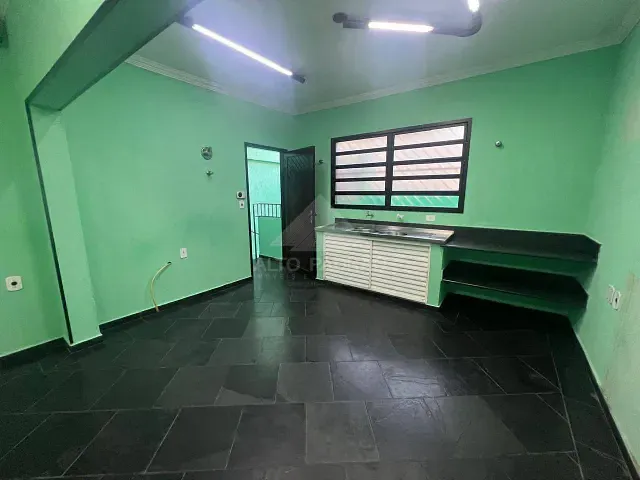 Casa com 257m² 3 quartos e 2 banheiros, à venda, no bairro Jardim Haydee em Mauá