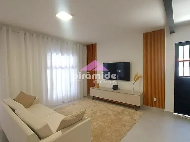 Casa com 250m² 3 quartos e 2 banheiros, à venda, no bairro Bosque dos Eucaliptos em São José dos Campos