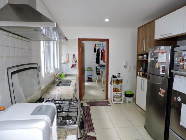 Casa com 500m² 4 quartos e 6 banheiros, à venda, no bairro Golf Gardens em Carapicuíba