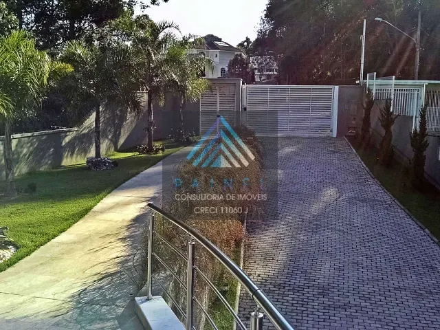 Casa 6 quartos e 3 banheiros, à venda, no bairro Jardim Ibiratiba em São Paulo