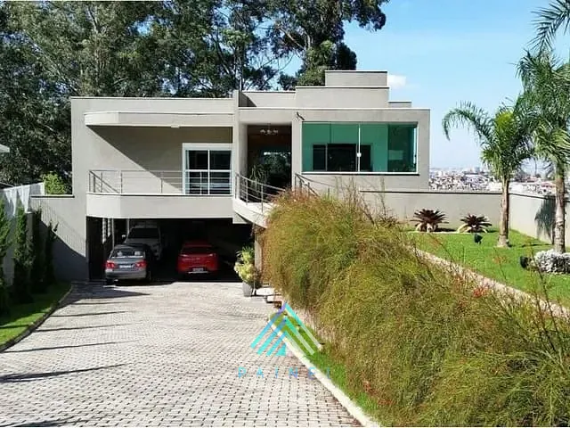 Casa 6 quartos e 3 banheiros, à venda, no bairro Jardim Ibiratiba em São Paulo