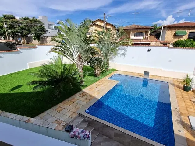Casa com 640m² 3 quartos e 4 banheiros, à venda, no bairro Jardim Venturini em Jaguariúna