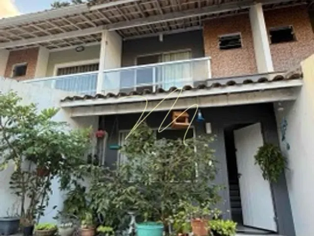 Casa 2 quartos e 2 banheiros, à venda, no bairro Nossa Senhora da Vitória em Ilhéus