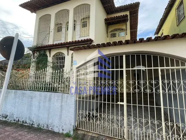 Casa 4 quartos e 2 banheiros, para alugar, no bairro Teresópolis em Ilhéus