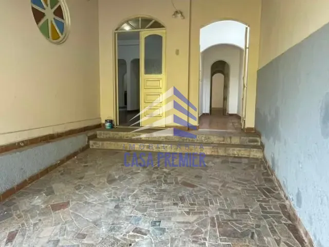 Casa 4 quartos e 2 banheiros, para alugar, no bairro Teresópolis em Ilhéus