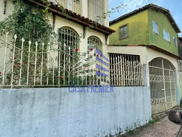 Casa 4 quartos e 2 banheiros, para alugar, no bairro Teresópolis em Ilhéus