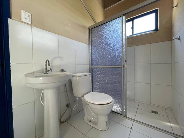 Casa com 150m² 2 quartos e 1 banheiro, para alugar, no bairro LAGOA DO BANANA em Caucaia