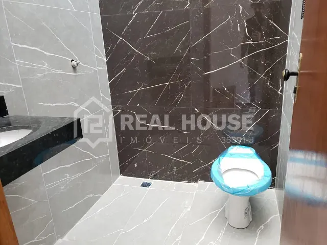 Casa 2 quartos e 1 banheiro, à venda, no bairro Jardim Alpes de Sorocaba em Sorocaba