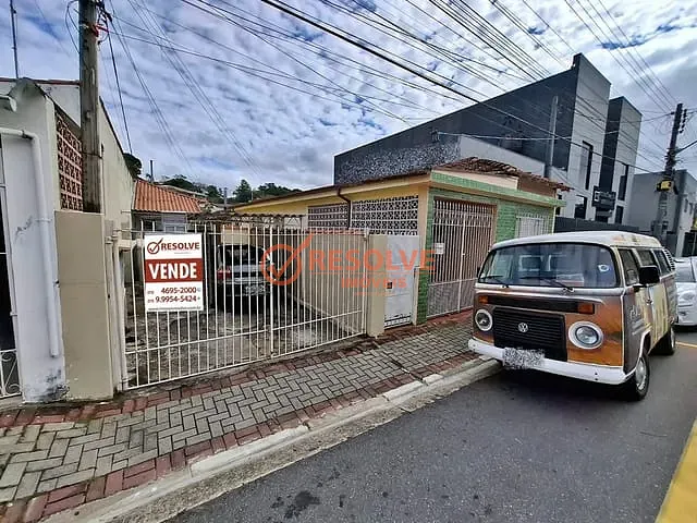Casa 5 quartos e 3 banheiros, à venda, no bairro CENTRO em Guararema
