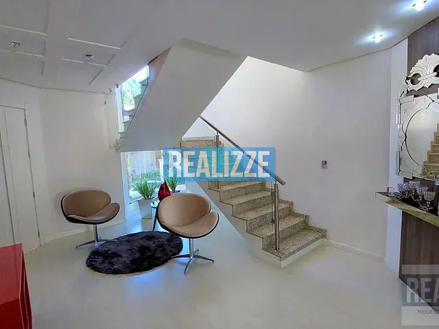 Casa 2 quartos e 2 banheiros, à venda, no bairro centro em Marau