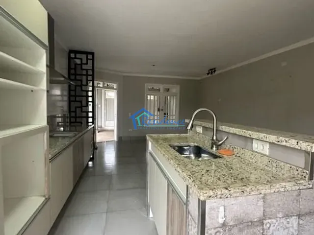 Casa com 270m² 2 quartos e 2 banheiros, à venda, no bairro Nucleo Residencial Professor Carlos Aldrovandi em Indaiatuba