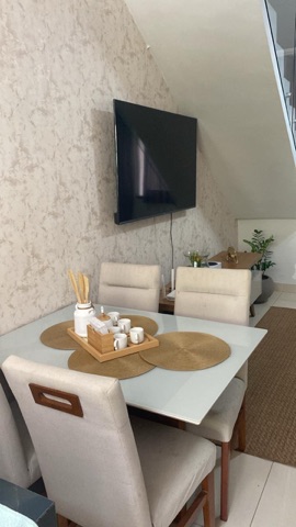Casa 2 quartos e 2 banheiros, para alugar, no bairro Monte Carlo em Santa Luzia