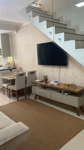Casa 2 quartos e 2 banheiros, para alugar, no bairro Monte Carlo em Santa Luzia