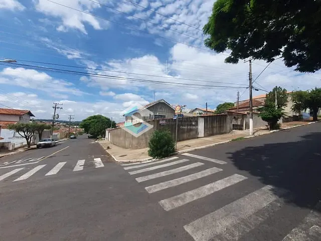 Casa com 264m² 2 quartos e 1 banheiro, à venda, no bairro CENTRO em Jacarezinho