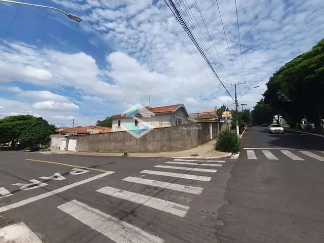 Casa com 264m² 2 quartos e 1 banheiro, à venda, no bairro CENTRO em Jacarezinho