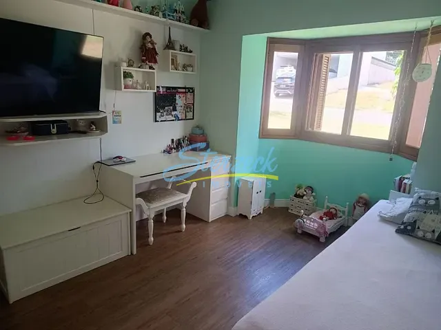 Casa com 600m² 3 quartos e 5 banheiros, à venda, no bairro Colinas de San Diego em Vinhedo