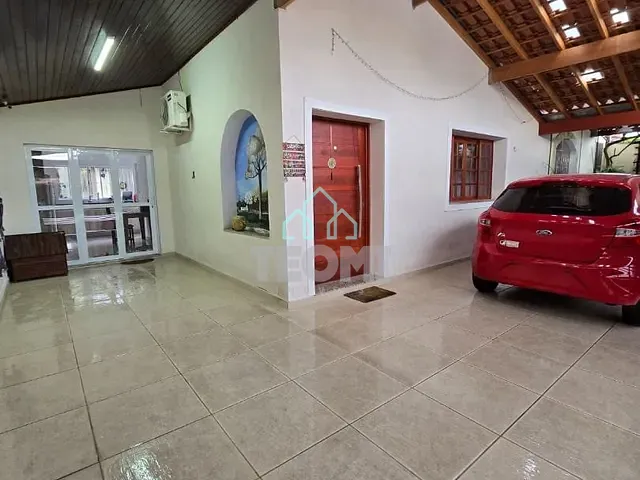Casa com 253m² 3 quartos e 2 banheiros, à venda, no bairro Chacara do Visconde em Taubaté