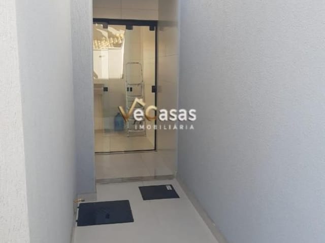 Casa com 100m² 2 quartos e 2 banheiros, à venda, no bairro Village Rio das Ostras em Rio das Ostras
