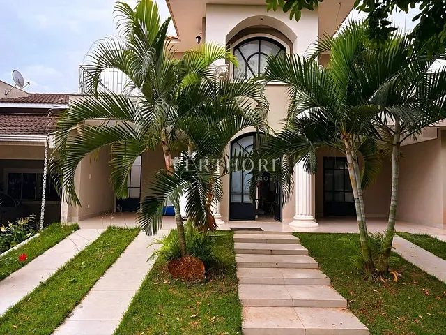 Casa 5 quartos e 5 banheiros, à venda, no bairro Aragarça em Londrina
