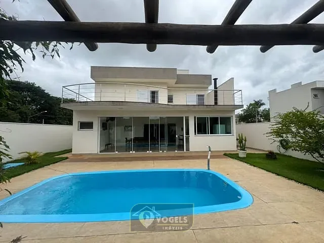 Casa 3 quartos e 5 banheiros, à venda, no bairro Parque Residencial Nova Holanda em Holambra