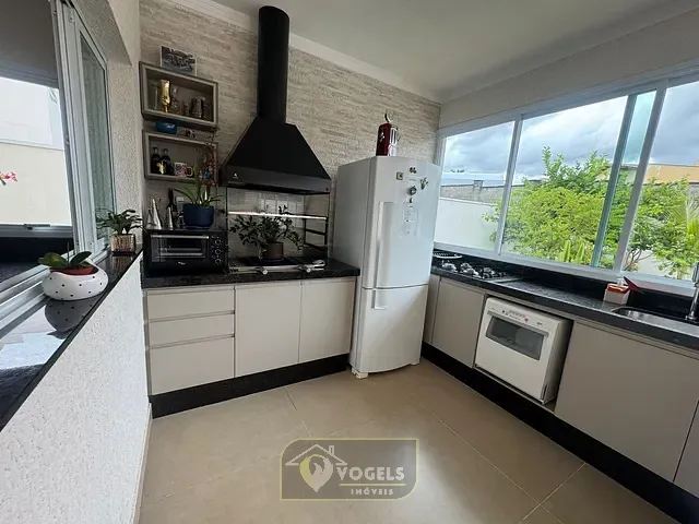 Casa 3 quartos e 5 banheiros, à venda, no bairro Parque Residencial Nova Holanda em Holambra