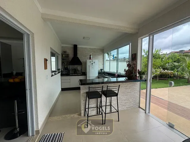 Casa 3 quartos e 5 banheiros, à venda, no bairro Parque Residencial Nova Holanda em Holambra