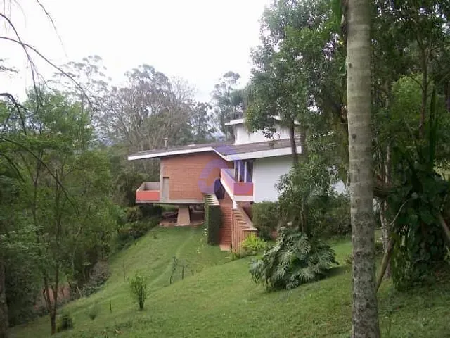 Casa com 7000m² 4 quartos e 3 banheiros, à venda, no bairro Jardim Renata em Itapecerica da Serra