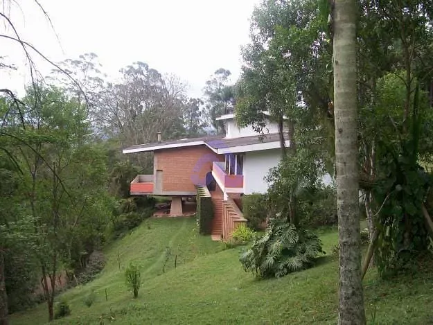 Casa, 4 quartos, 10 m² - Foto 1