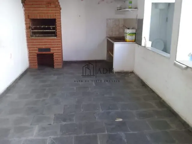 Casa com 250m² 3 quartos e 1 banheiro, à venda, no bairro Jardim Esperança em Mogi das Cruzes
