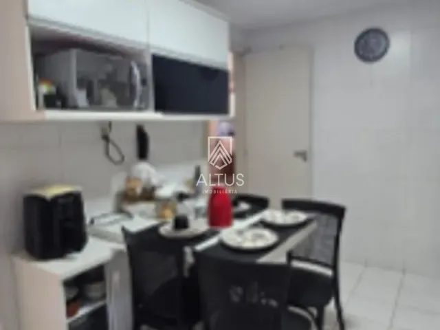 Casa 4 quartos e 4 banheiros, à venda, no bairro Piatã em Salvador