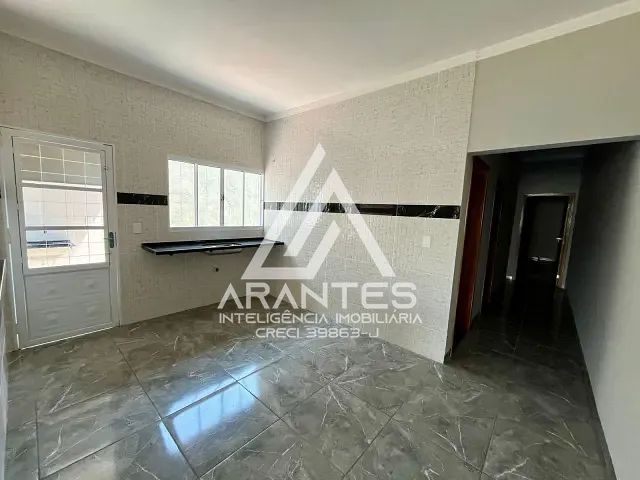 Casa 2 quartos e 2 banheiros, à venda, no bairro Parque Residencial Minerva em Barretos