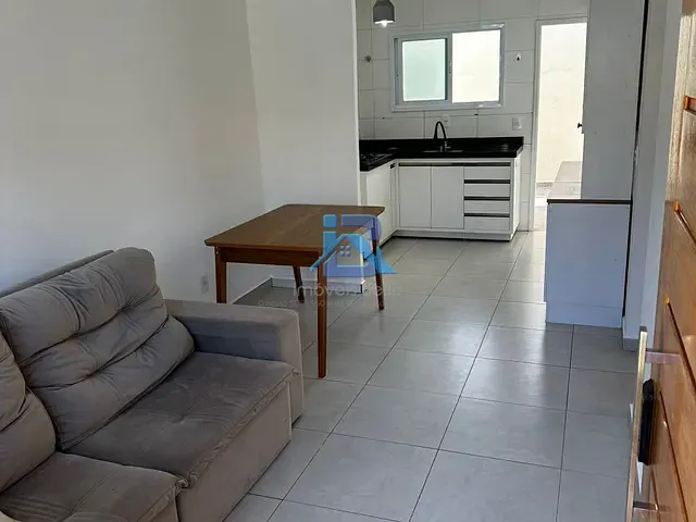 Casa com 120m² 3 quartos e 2 banheiros, à venda ou para alugar, no bairro Parque das Laranjeiras em Itatiba