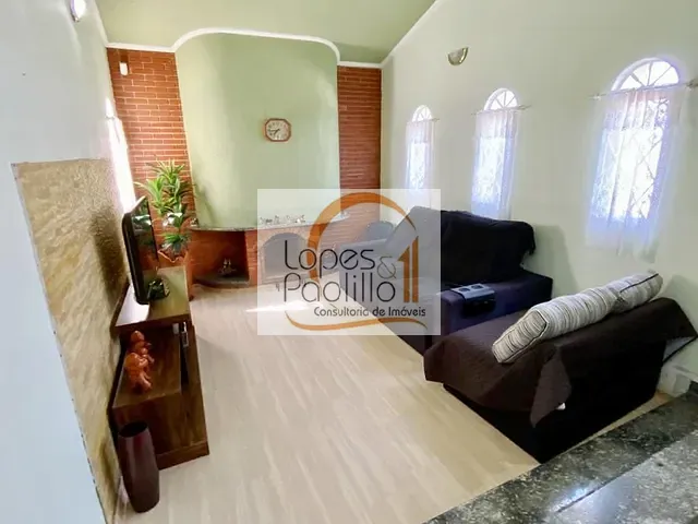 Casa com 492m² 3 quartos e 2 banheiros, à venda, no bairro Jardim Alvinópolis em Atibaia