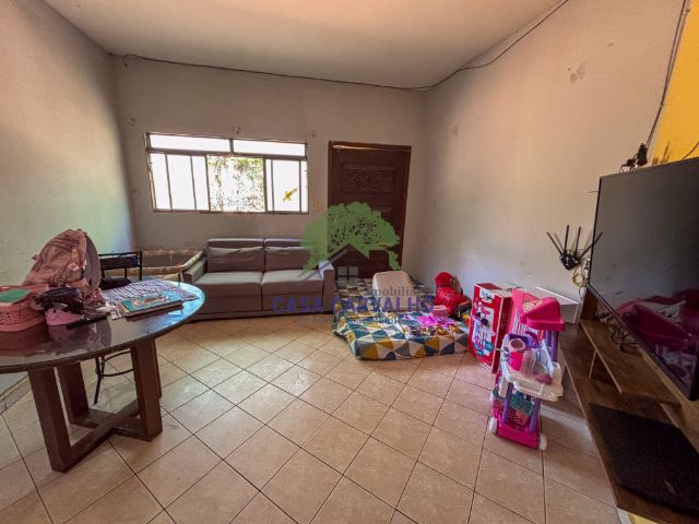 Casa com 1836m² 3 quartos e 1 banheiro, à venda, no bairro Popular Nova em Corumbá