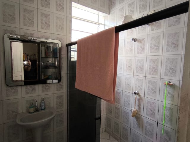 Casa com 424m² 3 quartos e 2 banheiros, à venda, no bairro Centro em Governador Valadares