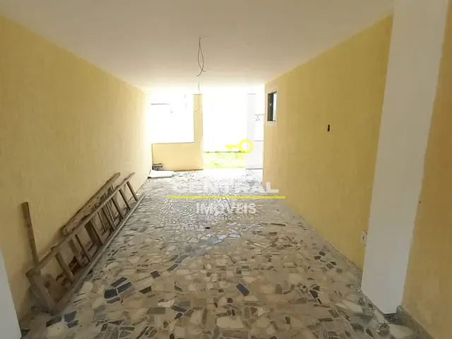 Casa com 240m² 3 quartos e 4 banheiros, à venda, no bairro Caluge em Itaboraí