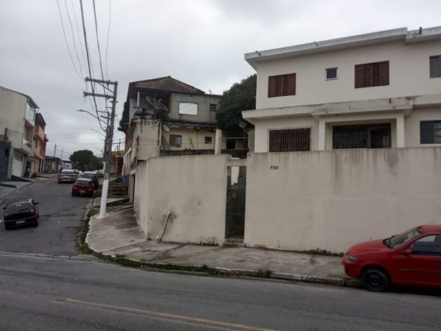 Casa com 216m² 8 quartos e 4 banheiros, à venda, no bairro Vila Robertina em São Paulo