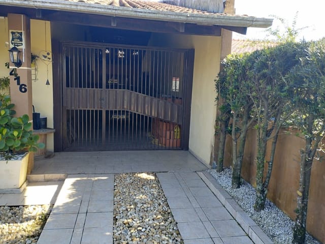 Casa com 324m² 4 quartos e 2 banheiros, à venda, no bairro centro em Penha