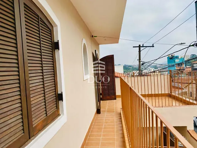 Casa com 116m² 2 quartos e 2 banheiros, para alugar, no bairro Vila São Jorge em Barueri