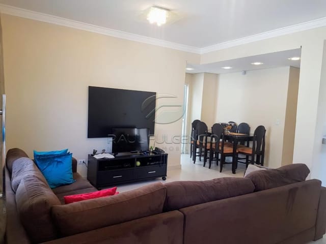 Casa com 250m² 3 quartos e 2 banheiros, à venda, no bairro Universitário em Londrina
