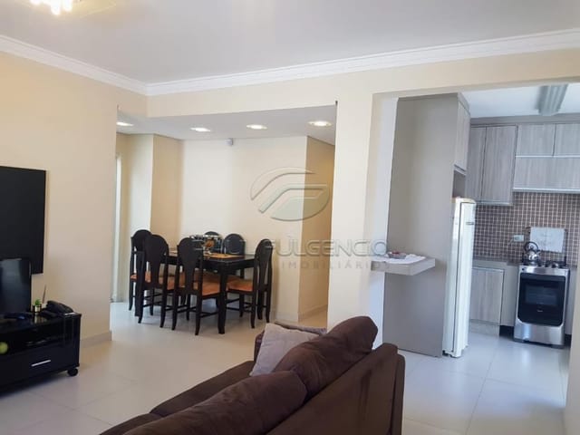 Casa com 250m² 3 quartos e 2 banheiros, à venda, no bairro Universitário em Londrina