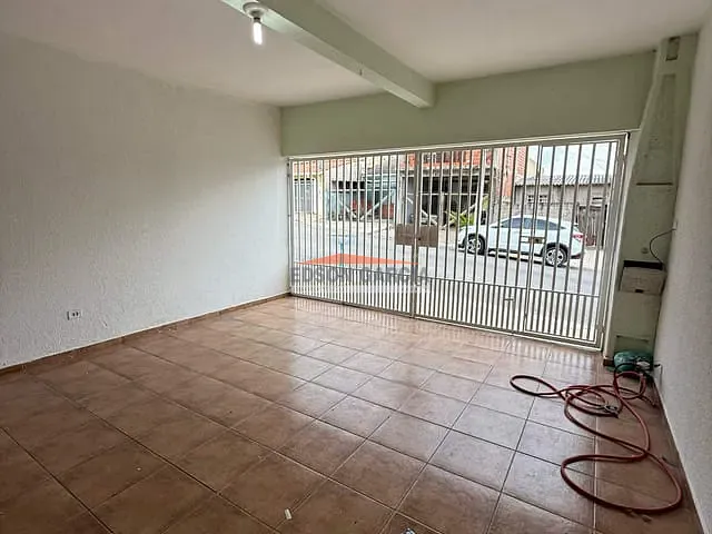 Casa 4 quartos e 2 banheiros, à venda, no bairro Parque São Bento em Sorocaba