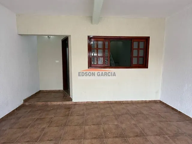 Casa 4 quartos e 2 banheiros, à venda, no bairro Parque São Bento em Sorocaba