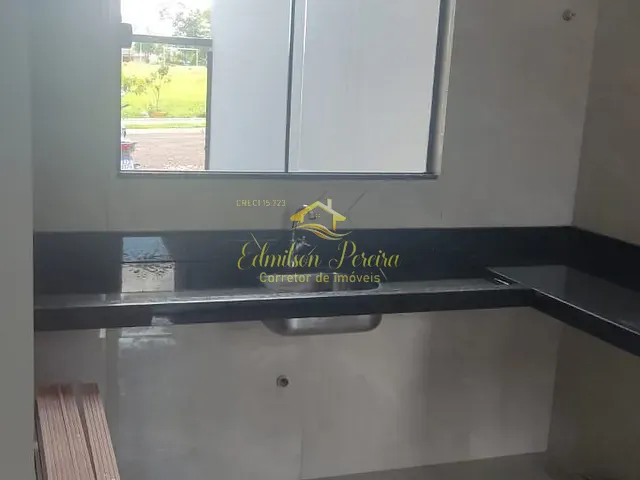 Casa com 125m² 3 quartos e 2 banheiros, à venda, no bairro Jardim Garden Park em Londrina